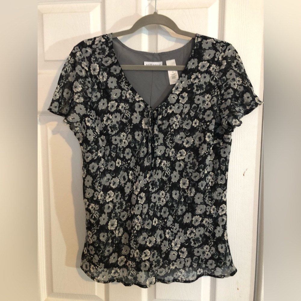 Villager Liz Claiborne sz 16 floral blouse